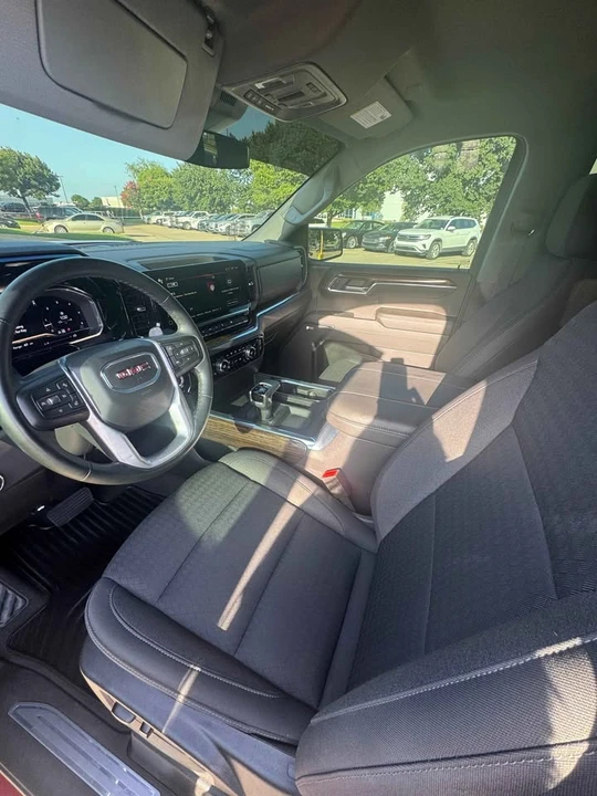 2024 GMC Sierra 5th Gen - Image 6 of 7