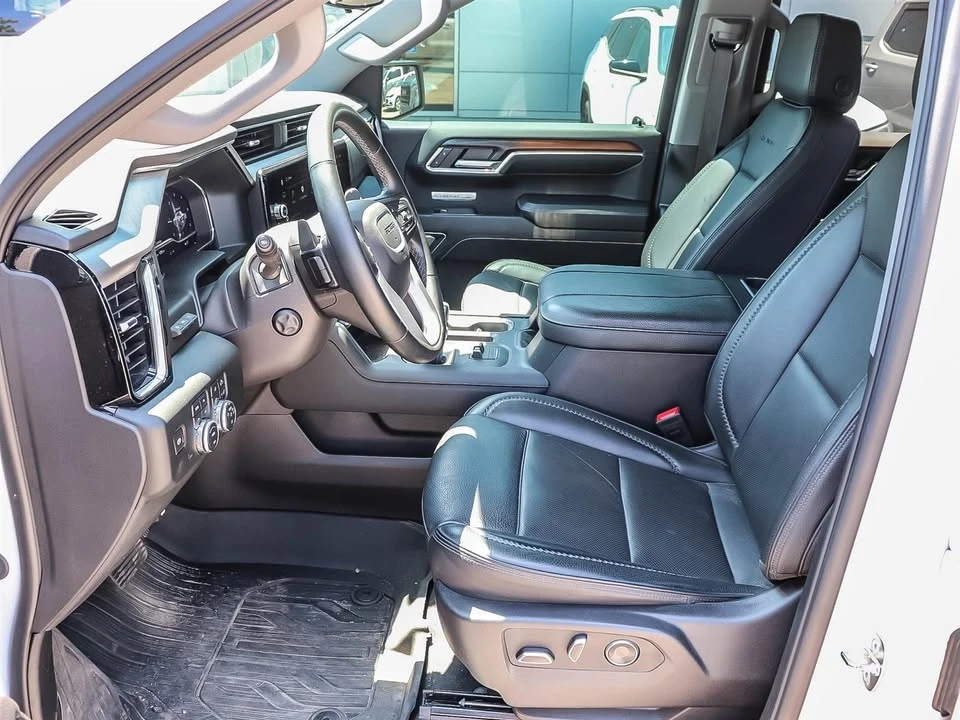 2024 GMC Sierra 5th Gen - Image 11 of 20