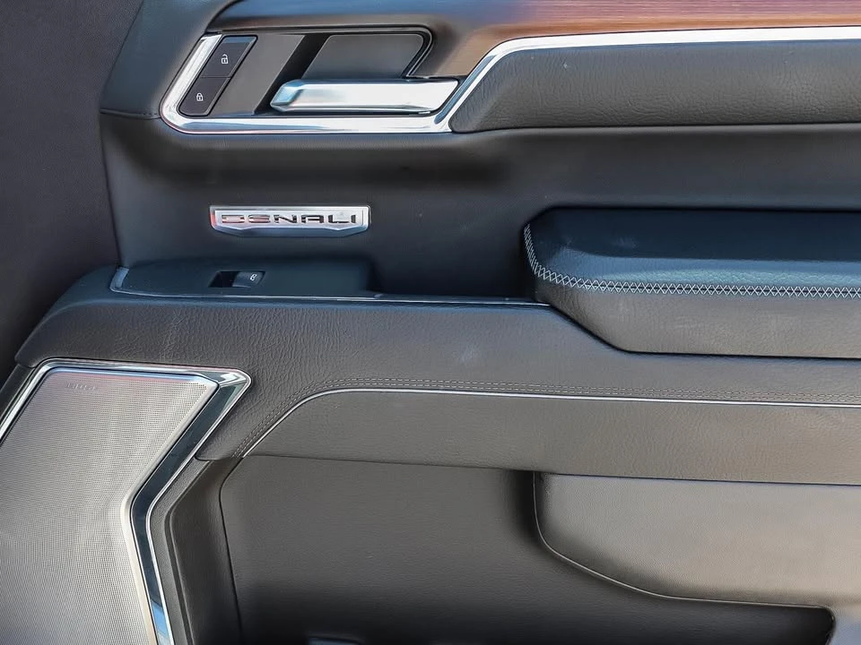 2024 GMC Sierra 5th Gen - Image 19 of 20