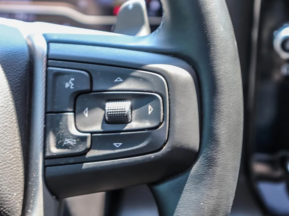 2024 GMC Sierra 5th Gen - Image 14 of 20