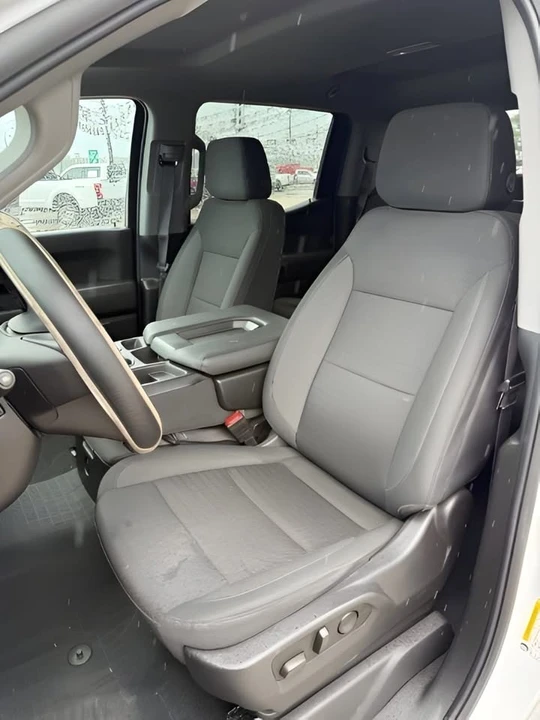 2024 GMC Sierra 5th Gen - Image 6 of 9