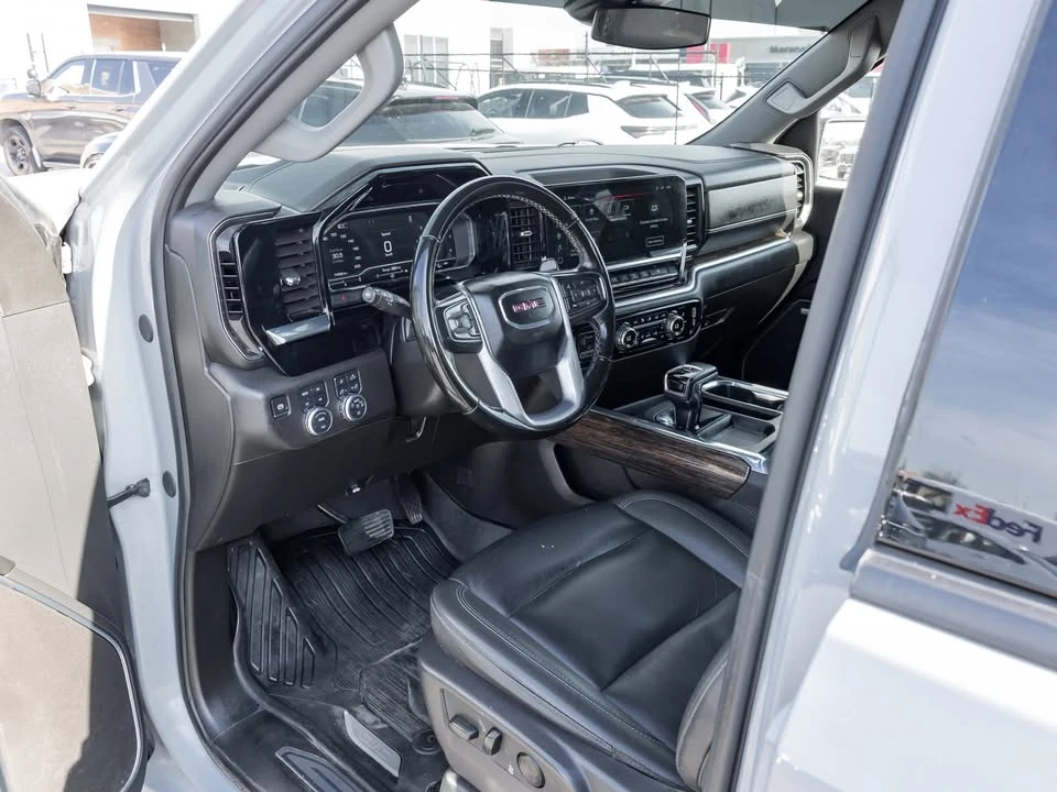 2024 GMC Sierra 5th Gen - Image 7 of 9