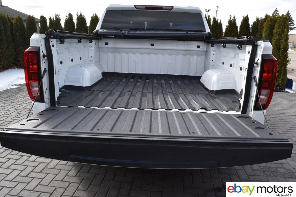 2024 GMC Sierra 5th Gen - Image 7 of 24