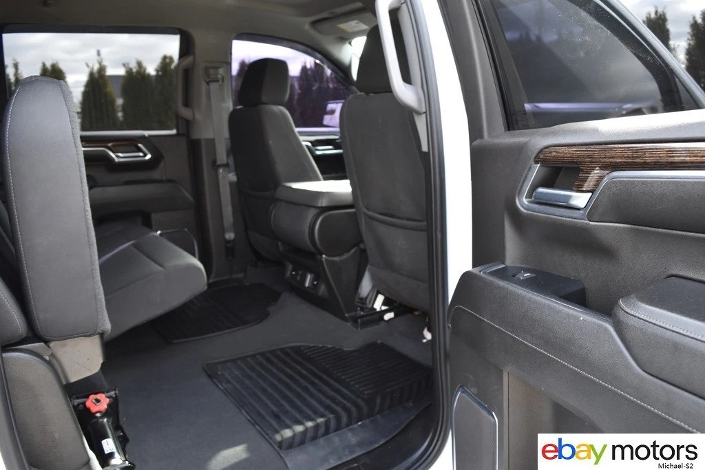 2024 GMC Sierra 5th Gen - Image 18 of 24