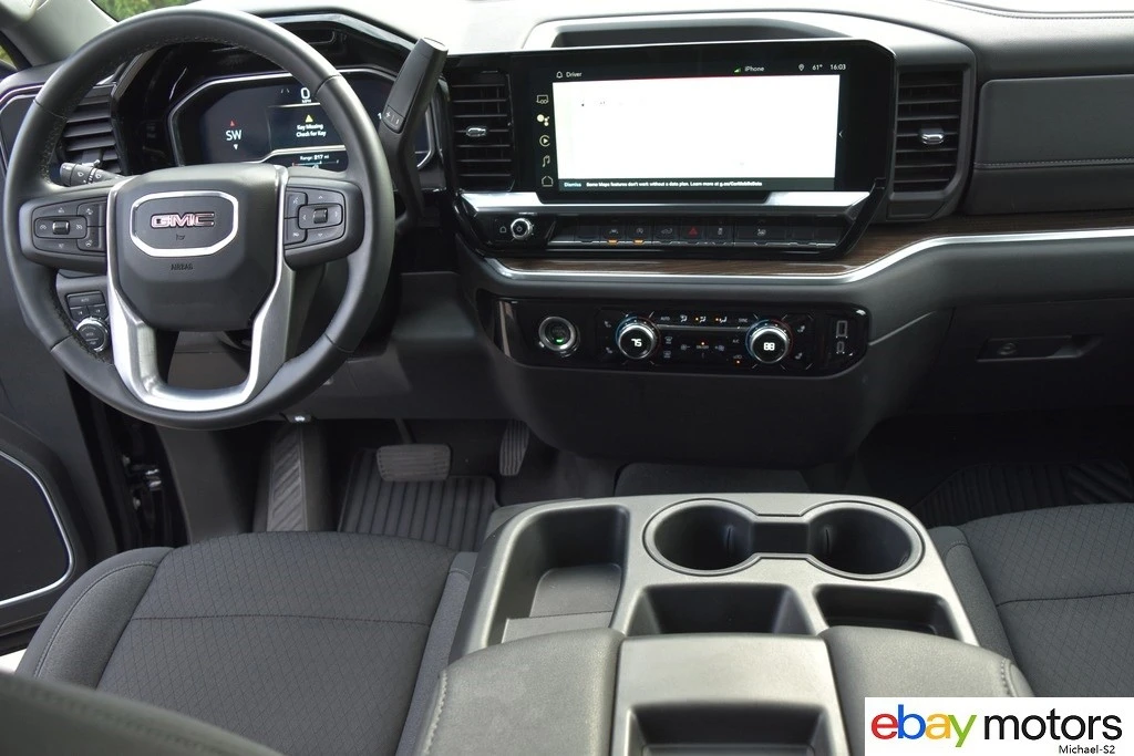 2024 GMC Sierra 5th Gen - Image 15 of 21