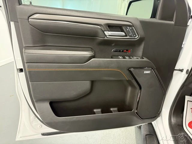 2024 GMC Sierra 5th Gen - Image 14 of 21