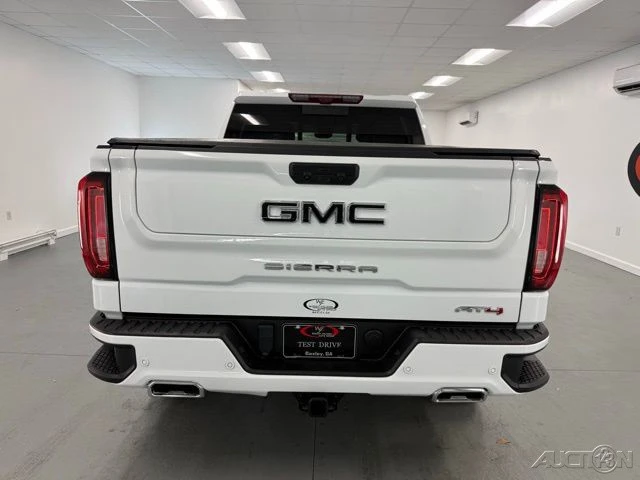 2024 GMC Sierra 5th Gen - Image 8 of 21