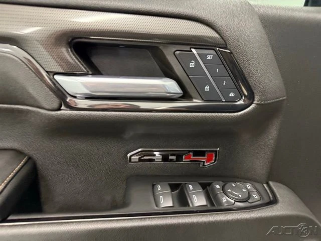2024 GMC Sierra 5th Gen - Image 15 of 21