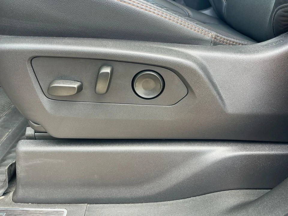 2024 GMC Sierra 5th Gen - Image 10 of 12