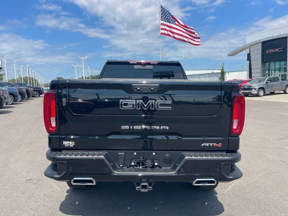 2024 GMC Sierra 5th Gen - Image 4 of 12