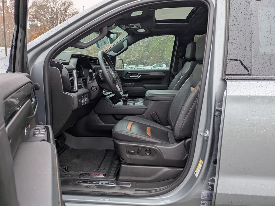 2024 GMC Sierra 5th Gen - Image 13 of 21