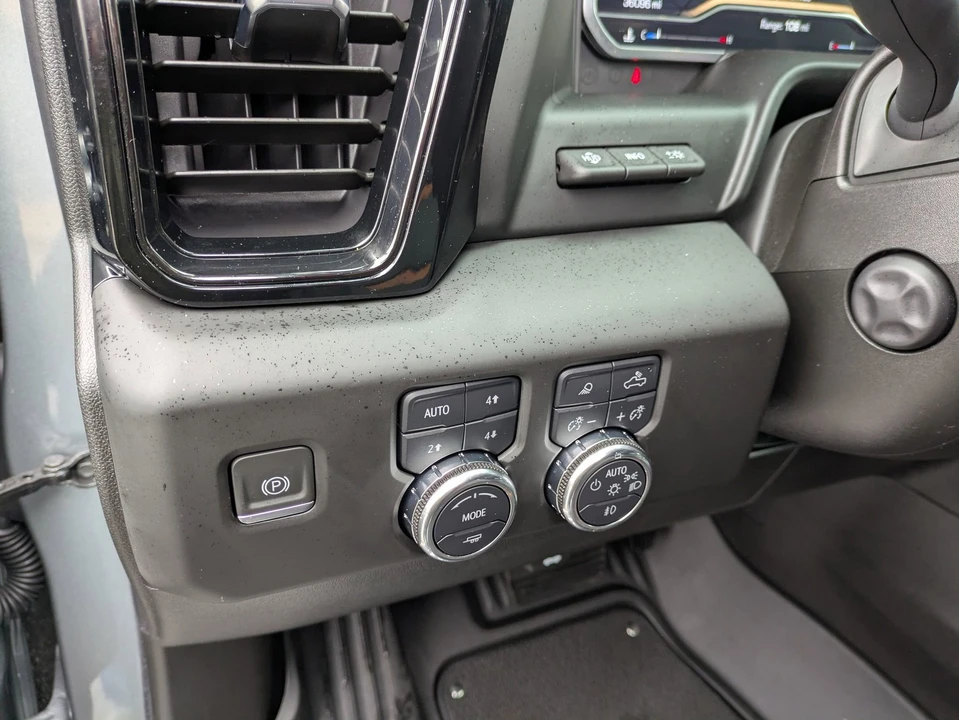 2024 GMC Sierra 5th Gen - Image 18 of 21