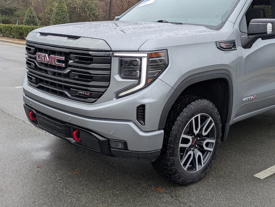 2024 GMC Sierra 5th Gen - Image 10 of 12