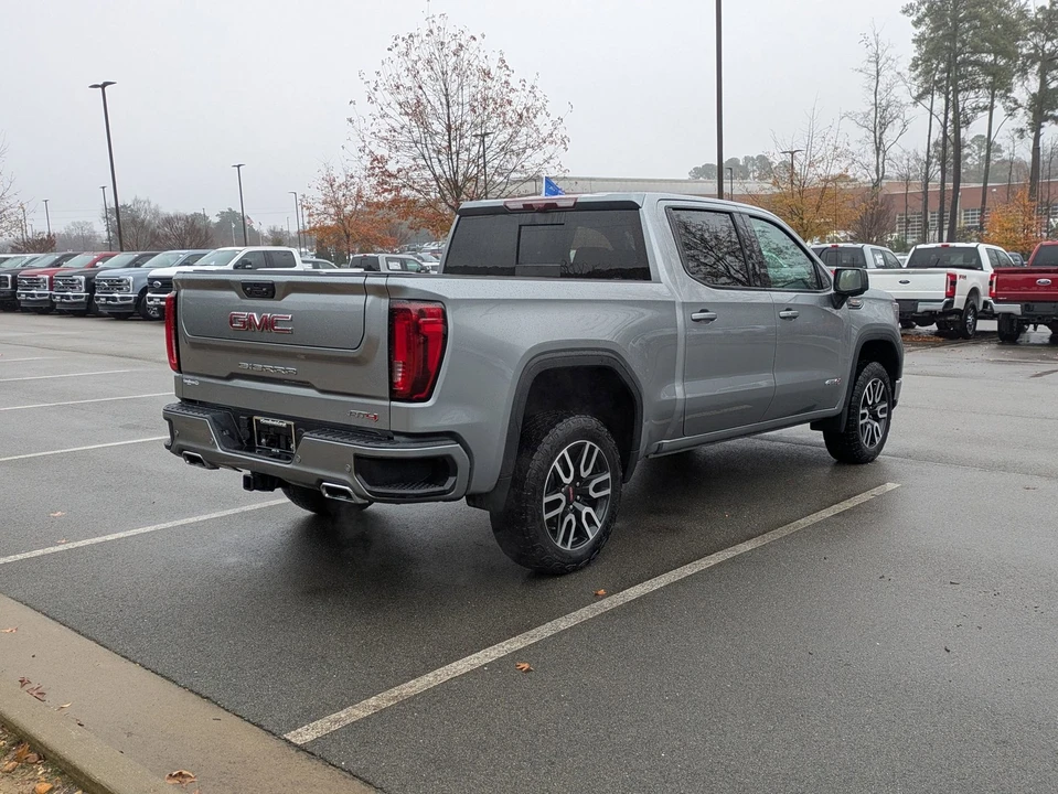 2024 GMC Sierra 5th Gen - Image 4 of 12