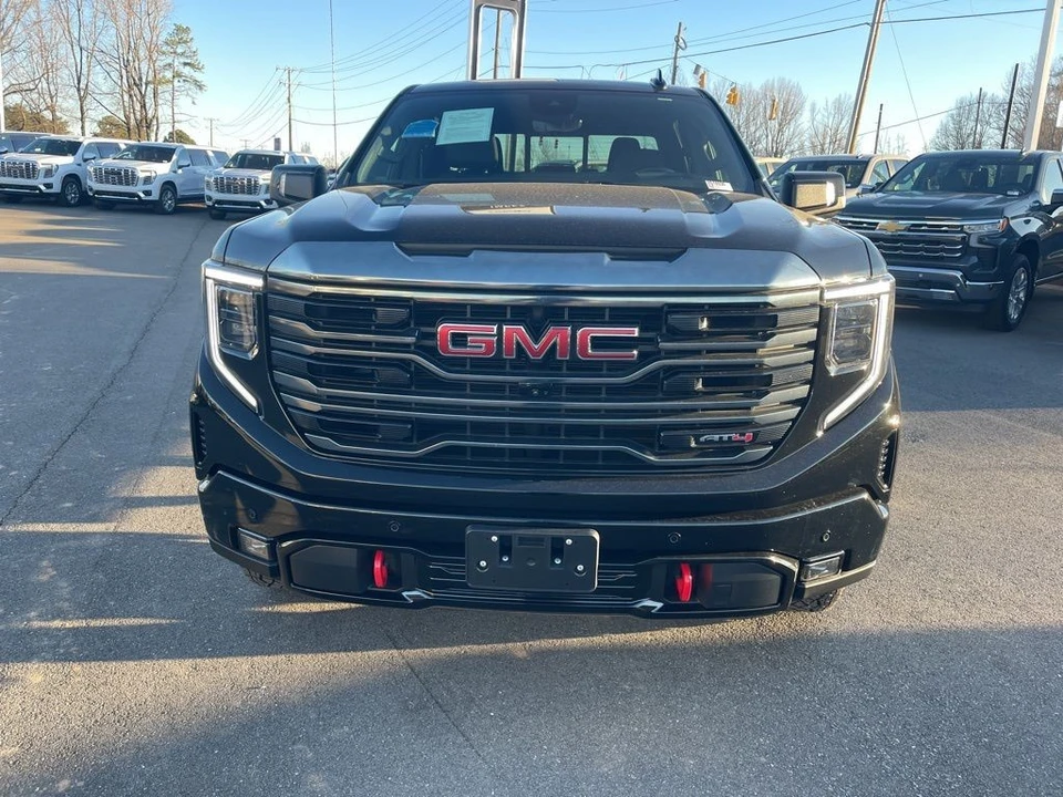 2024 GMC Sierra 5th Gen - Image 8 of 12