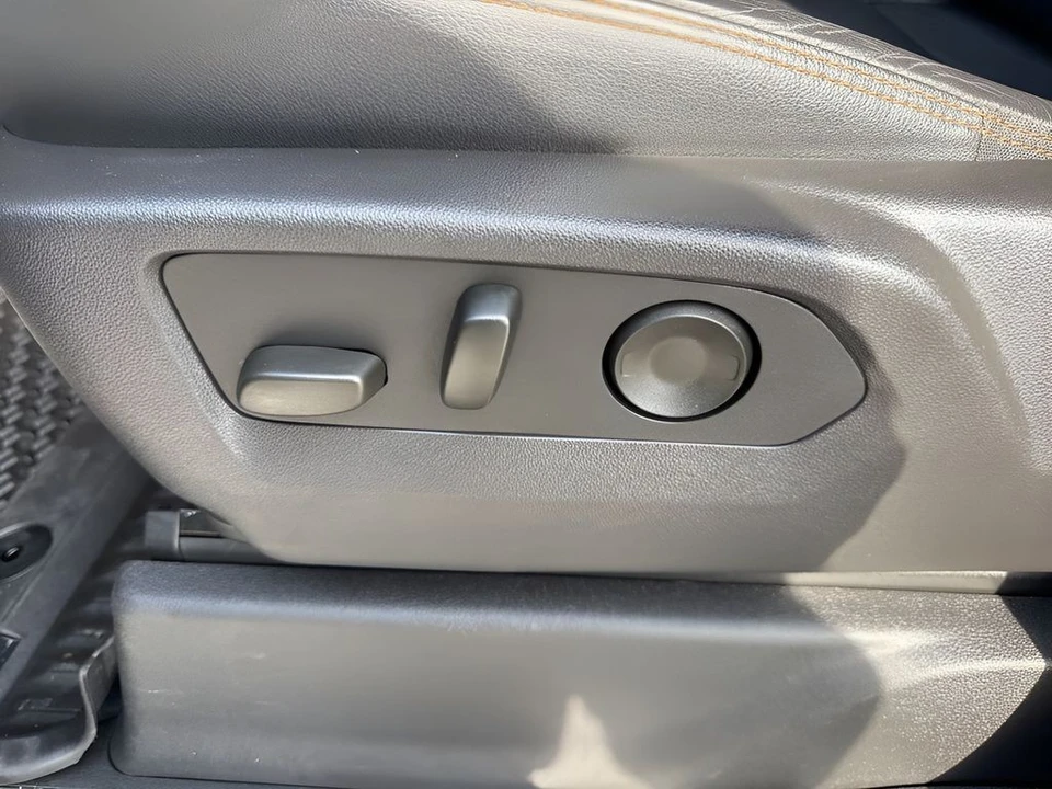 2024 GMC Sierra 5th Gen - Image 10 of 21