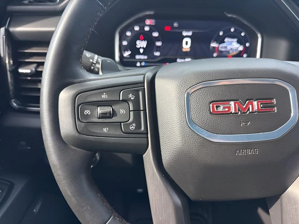 2024 GMC Sierra 5th Gen - Image 17 of 21