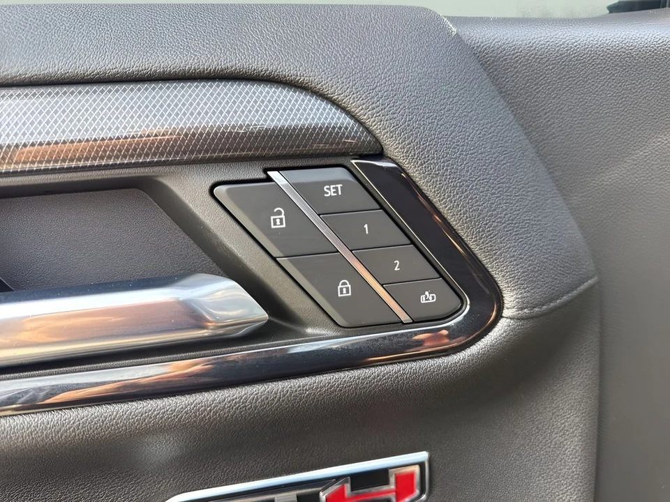 2024 GMC Sierra 5th Gen - Image 11 of 12