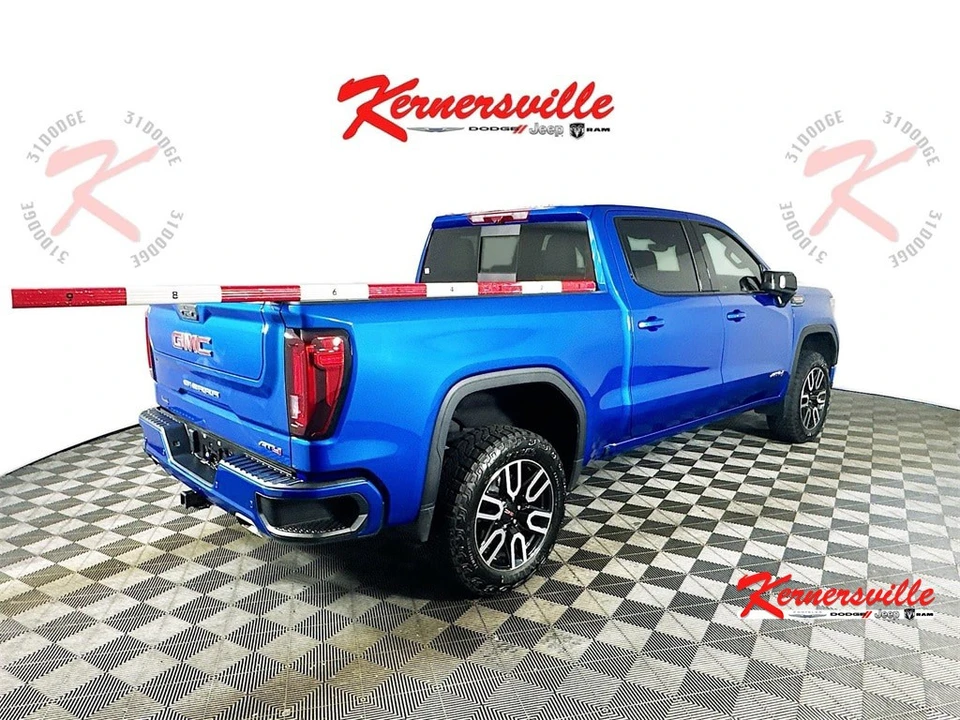 2024 GMC Sierra 5th Gen - Image 7 of 12
