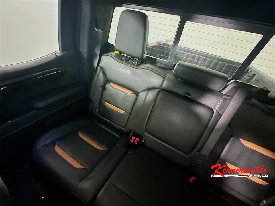 2024 GMC Sierra 5th Gen - Image 12 of 21