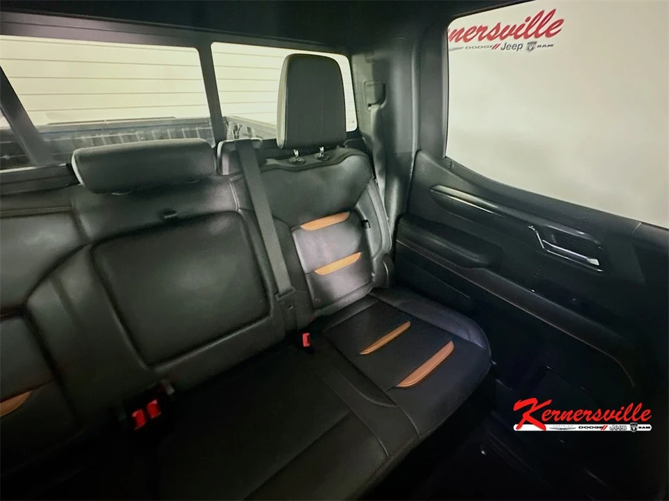 2024 GMC Sierra 5th Gen - Image 14 of 21