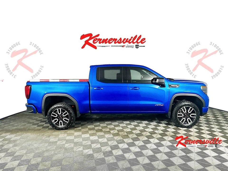 2024 GMC Sierra 5th Gen - Image 8 of 12