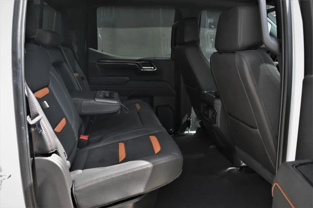 2024 GMC Sierra 5th Gen - Image 17 of 20