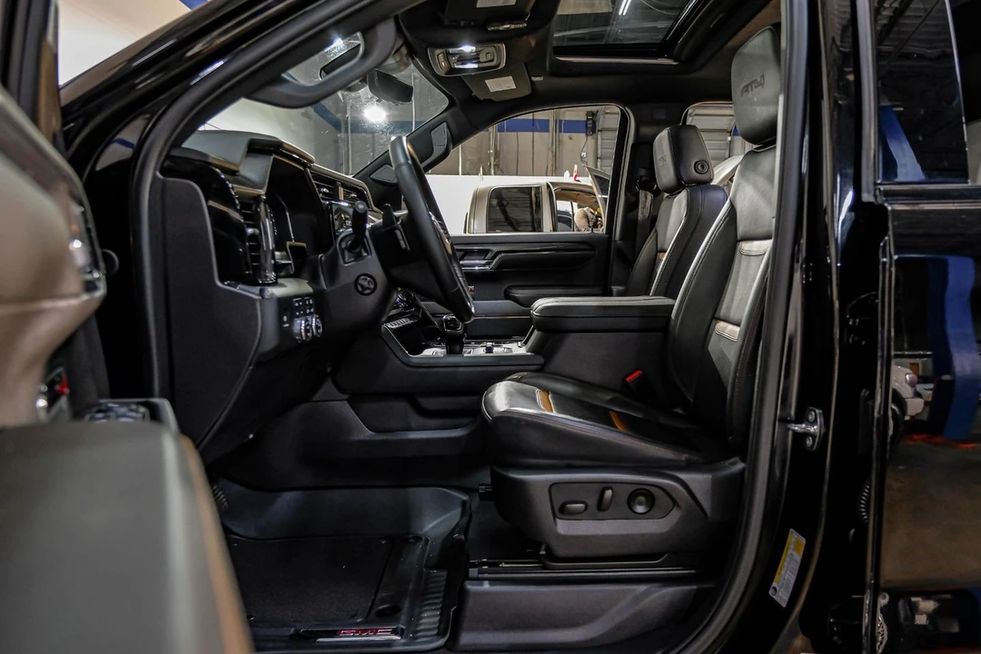 2024 GMC Sierra 5th Gen - Image 4 of 12