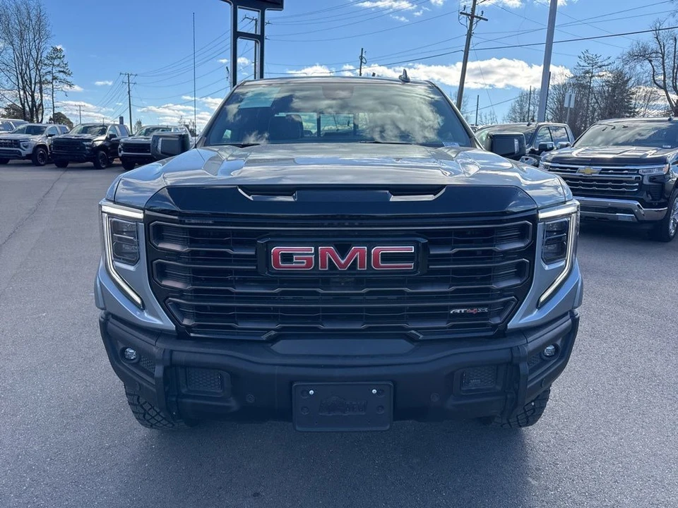 2024 GMC Sierra 5th Gen - Image 8 of 12