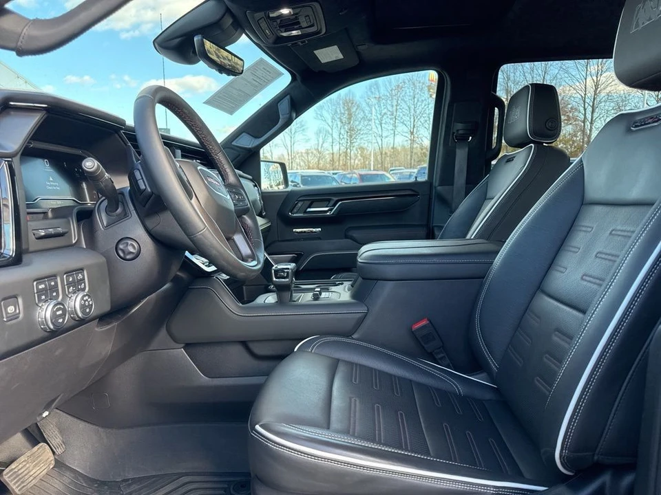 2024 GMC Sierra 5th Gen - Image 9 of 12