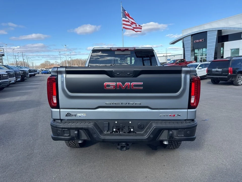 2024 GMC Sierra 5th Gen - Image 4 of 12
