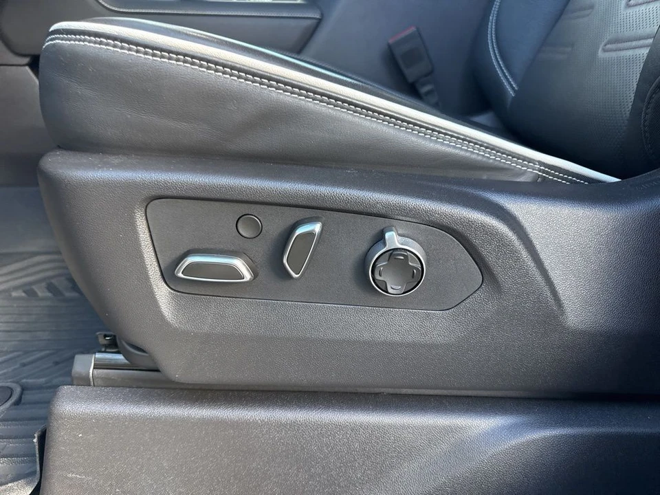 2024 GMC Sierra 5th Gen - Image 10 of 12