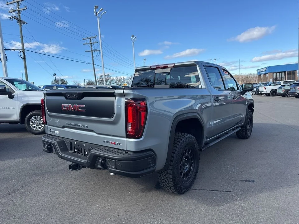 2024 GMC Sierra 5th Gen - Image 5 of 12