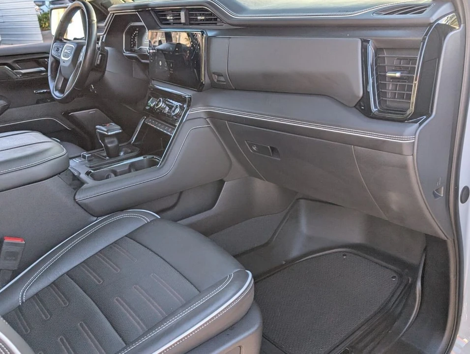 2024 GMC Sierra 5th Gen - Image 20 of 21