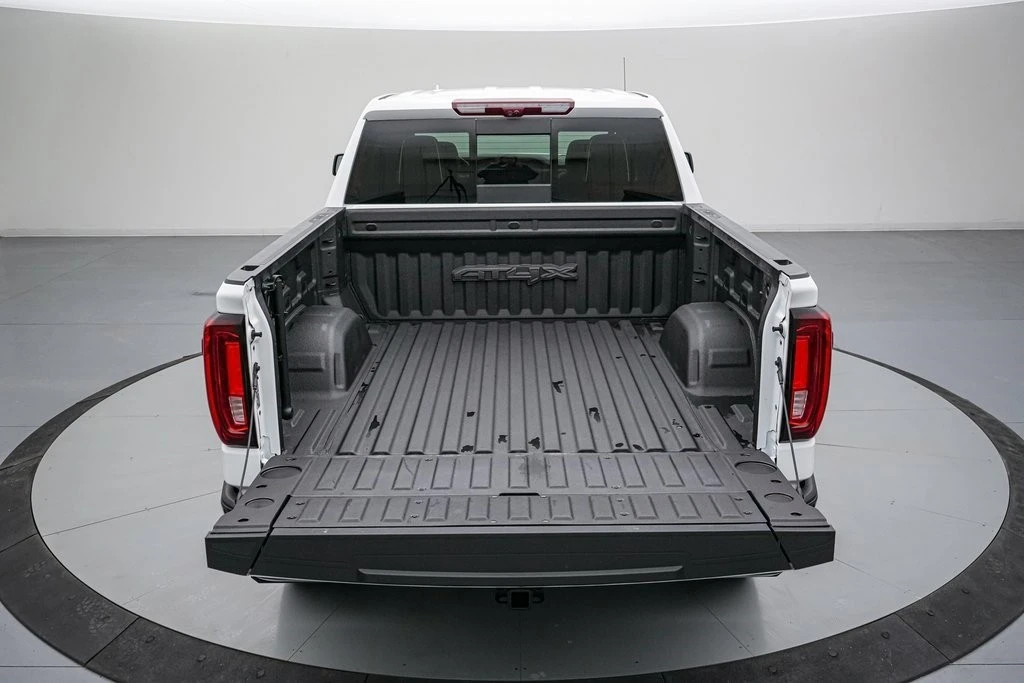 2024 GMC Sierra 5th Gen - Image 7 of 21