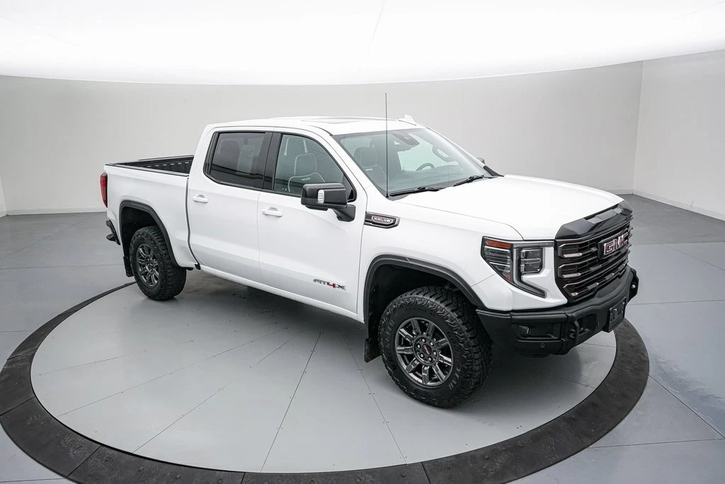 2024 GMC Sierra 5th Gen - Image 2 of 21