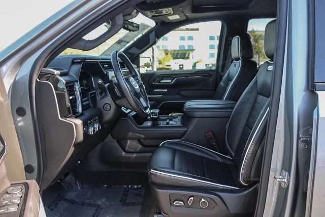 2024 GMC Sierra 5th Gen - Image 16 of 21