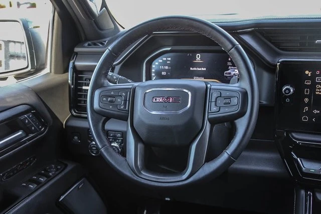 2024 GMC Sierra 5th Gen - Image 14 of 21