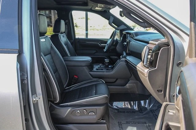 2024 GMC Sierra 5th Gen - Image 15 of 21