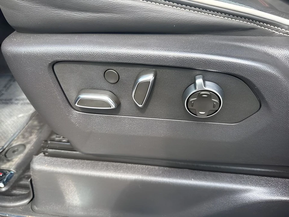 2024 GMC Sierra 5th Gen - Image 10 of 21