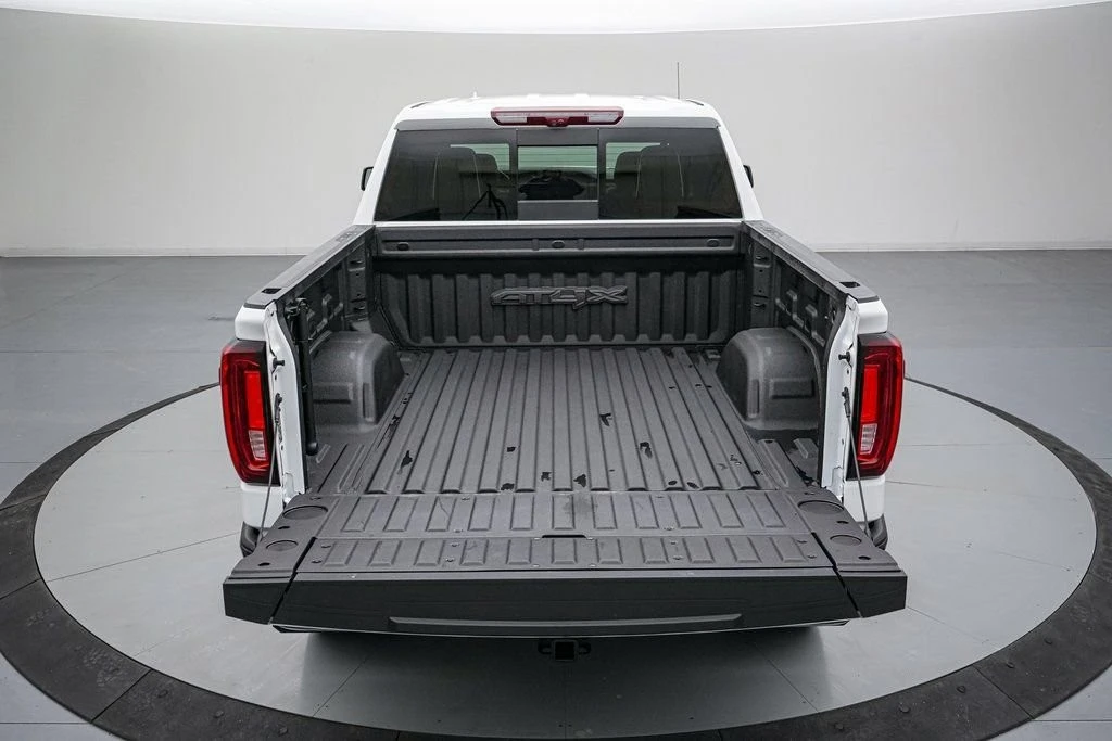 2024 GMC Sierra 5th Gen - Image 7 of 21