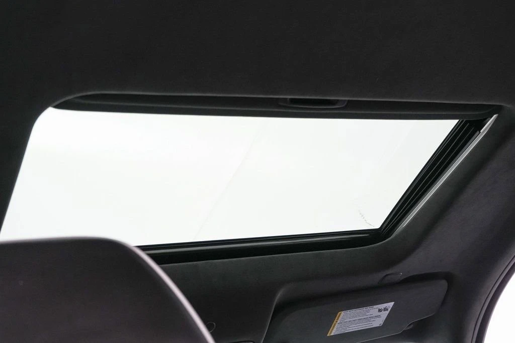2024 GMC Sierra 5th Gen - Image 22 of 29