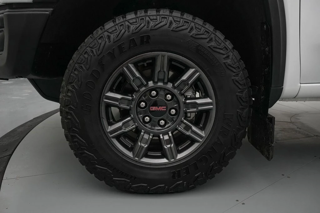 2024 GMC Sierra 5th Gen - Image 12 of 21