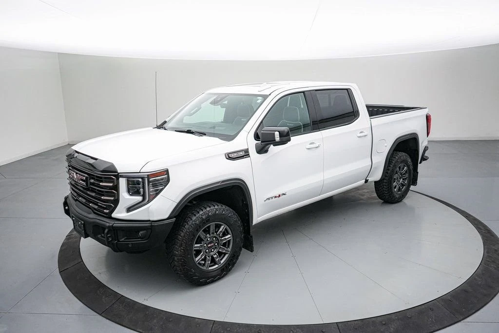 2024 GMC Sierra 5th Gen - Image 10 of 21