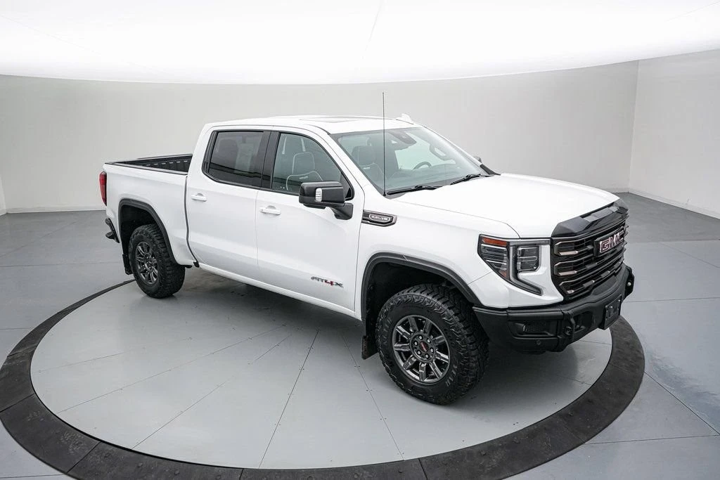 2024 GMC Sierra 5th Gen - Image 2 of 21