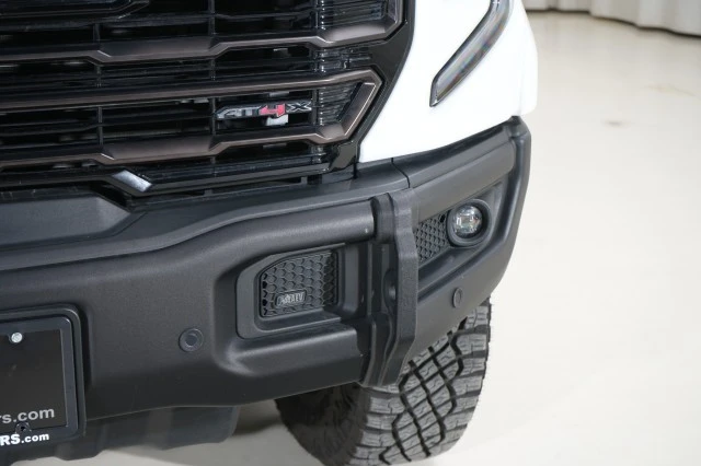 2024 GMC Sierra 5th Gen - Image 11 of 21
