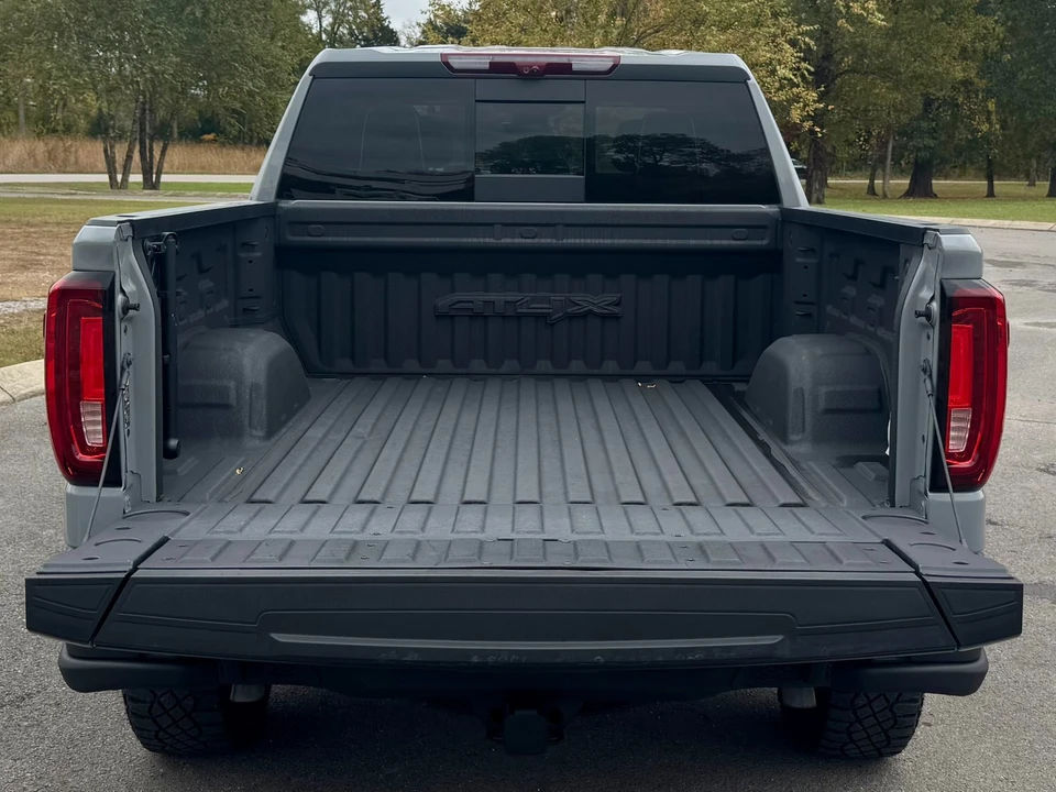 2024 GMC Sierra 5th Gen - Image 8 of 12