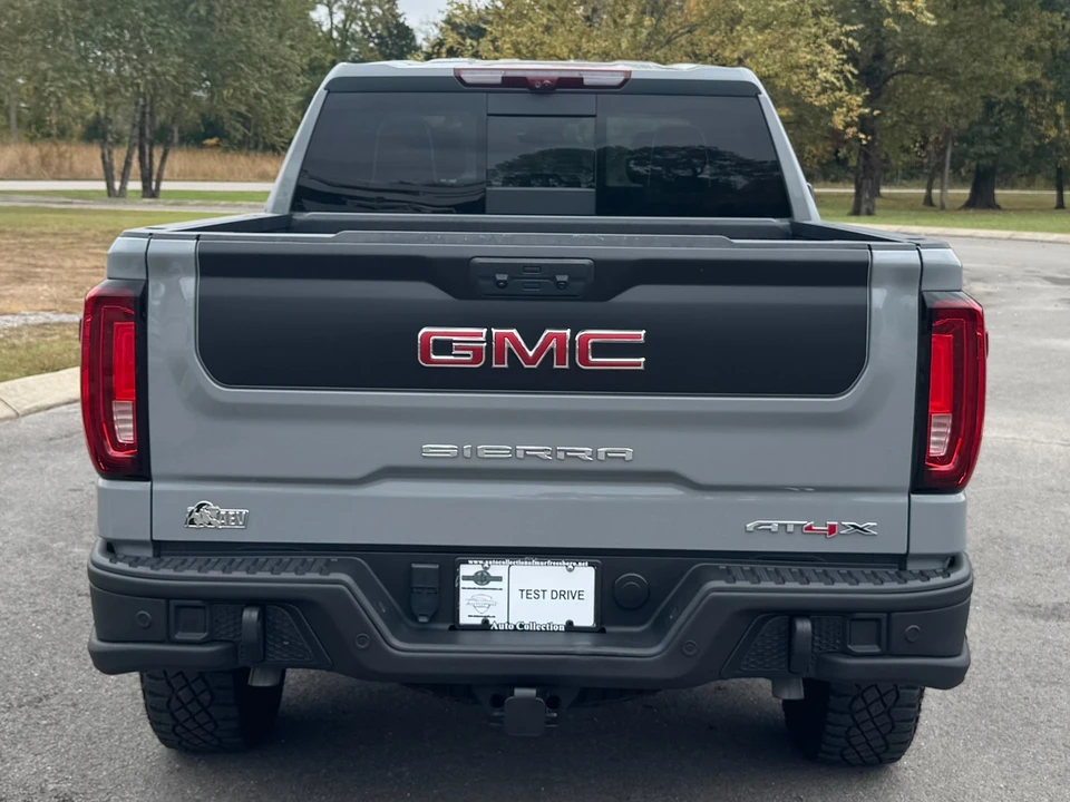 2024 GMC Sierra 5th Gen - Image 9 of 12