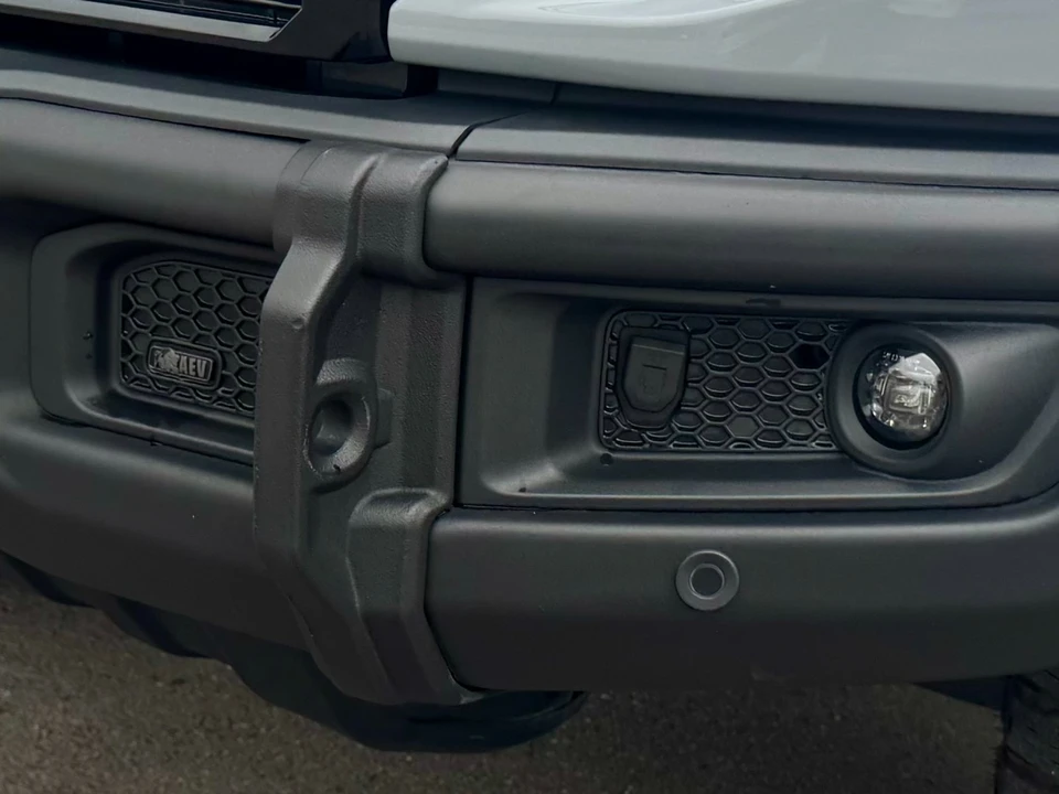 2024 GMC Sierra 5th Gen - Image 11 of 12