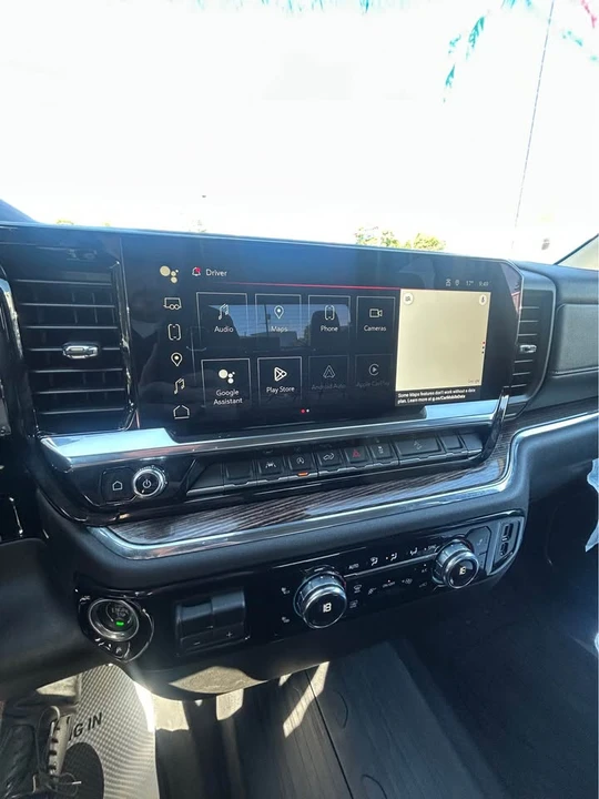 2024 GMC Sierra 5th Gen - Image 12 of 13